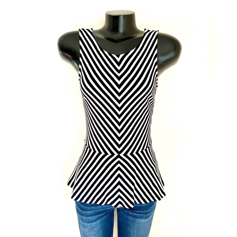 womens CLASSY BLACK stripe Peplum Top versatile Blouse SO FLATTERING! size: 2